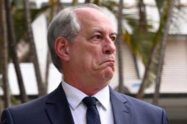 Ciro Gomes elogia Renan Santos após apoio do PL de Flávio Bolsonaro no Ceará