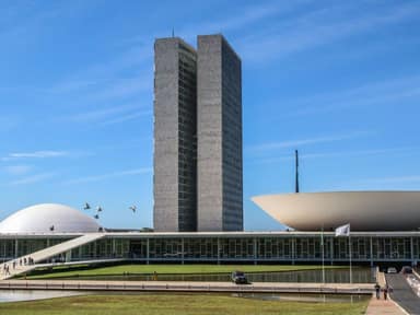 Eleições 2026 renovam 513 vagas na Câmara e 54 no Senado em 4 de outubro